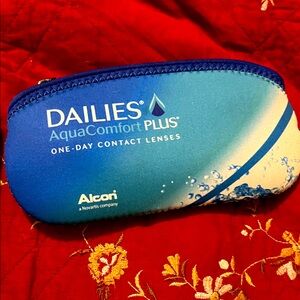 🔥CONTACT LENSES ZIPPER POUCH